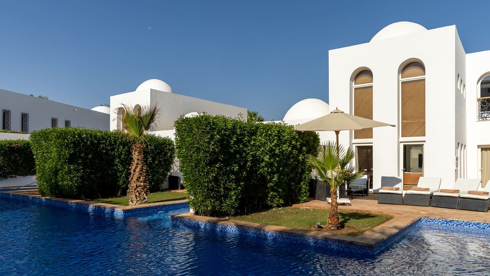 rooms-swim-up-villa-2-bedrooms