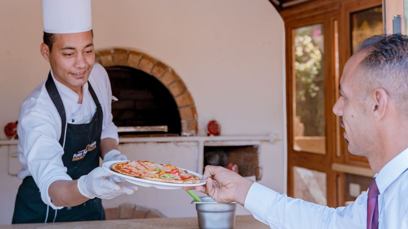 restaurants-la-piazza