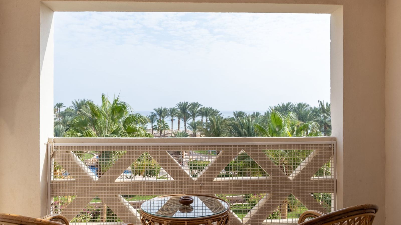 rooms-superior-room-sea-view