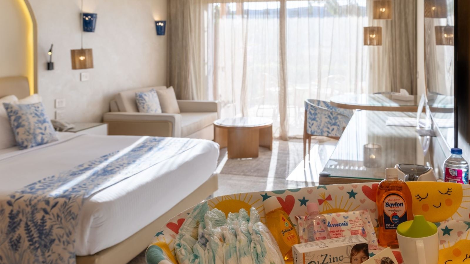 rooms-family-deluxe-room