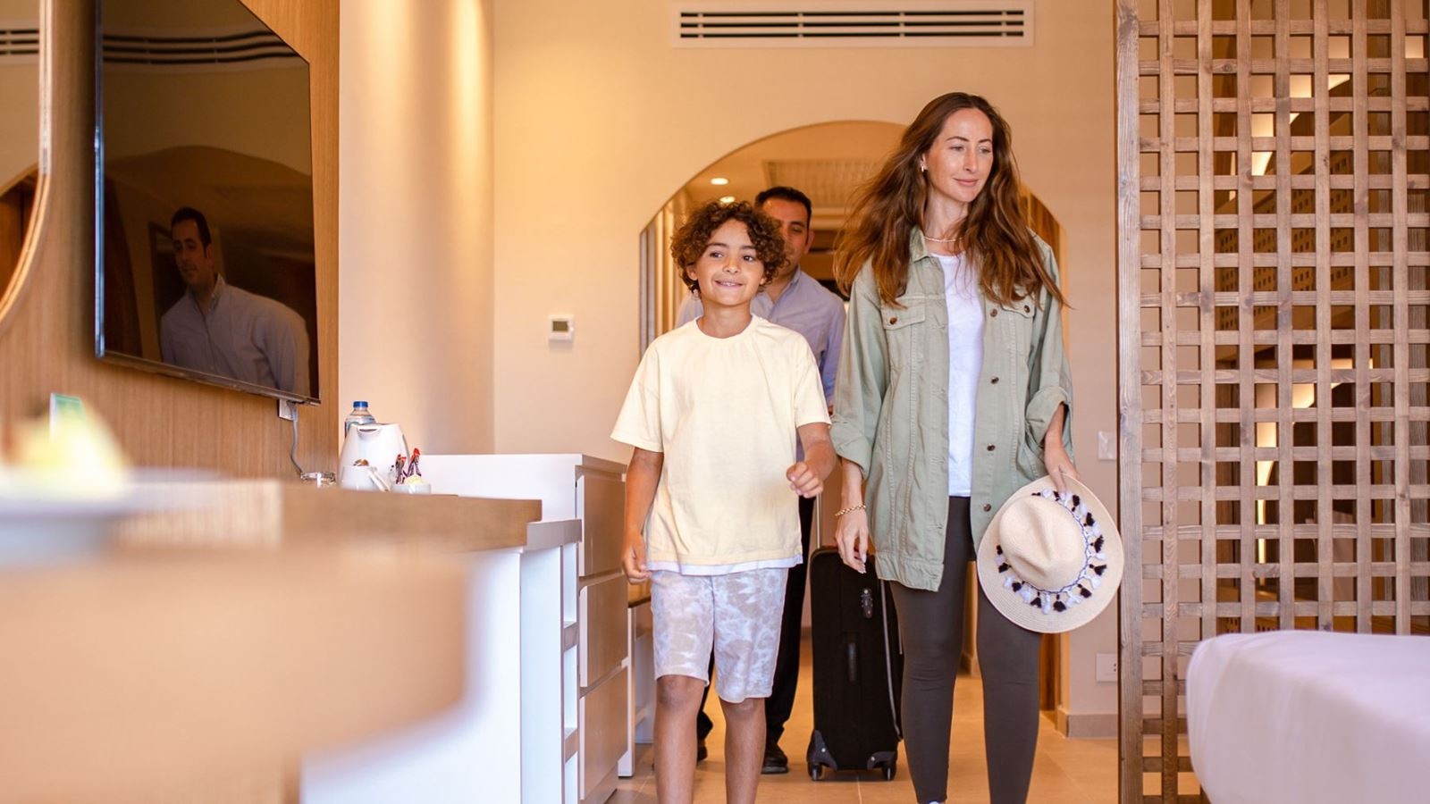 rooms-family-deluxe-room