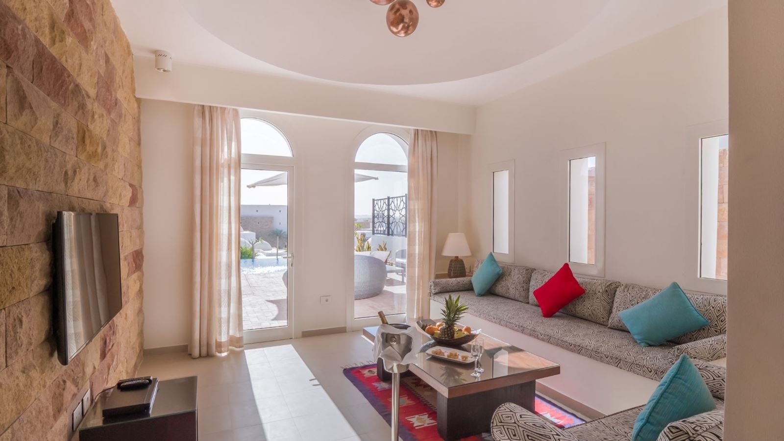 rooms-swim-up-villa-1-bedroom