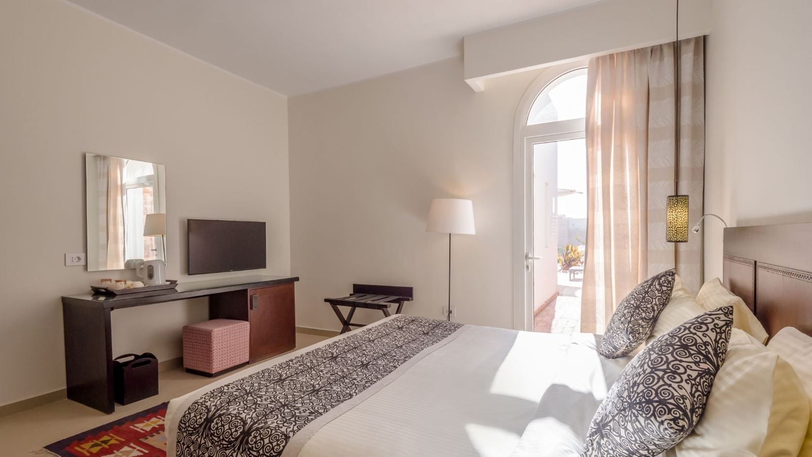 rooms-swim-up-villa-1-bedroom