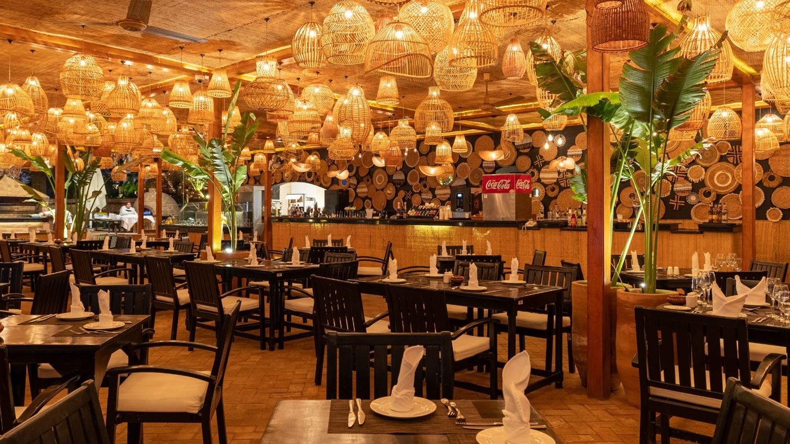 bars-beach-restaurant-and-bar