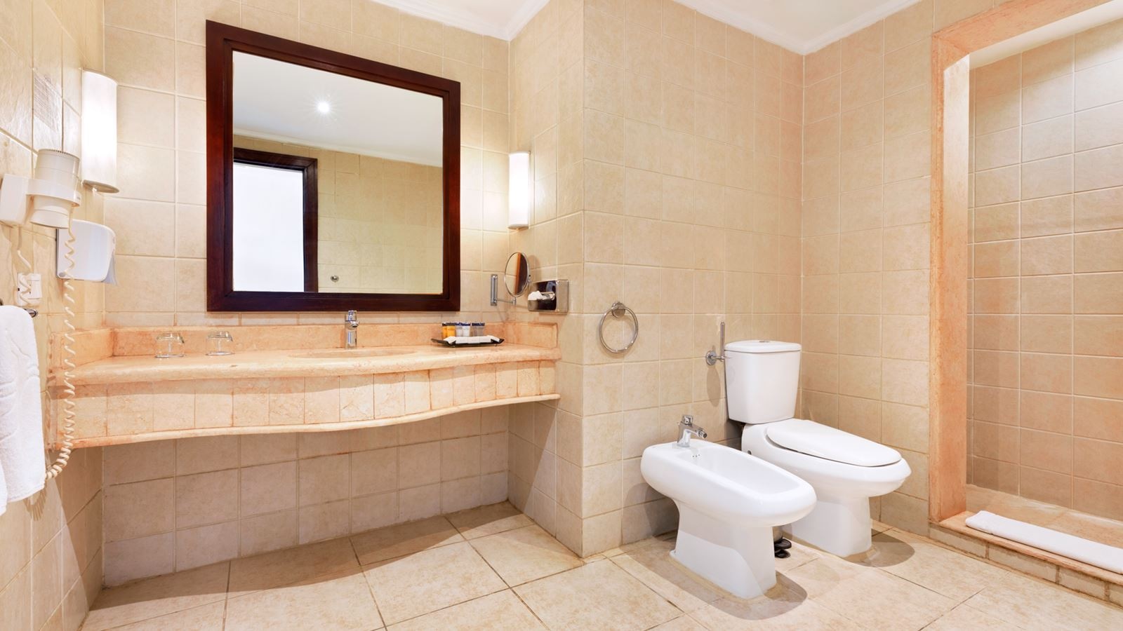 rooms-superior-garden-view