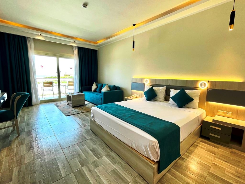 rooms-premium-sea-side-view