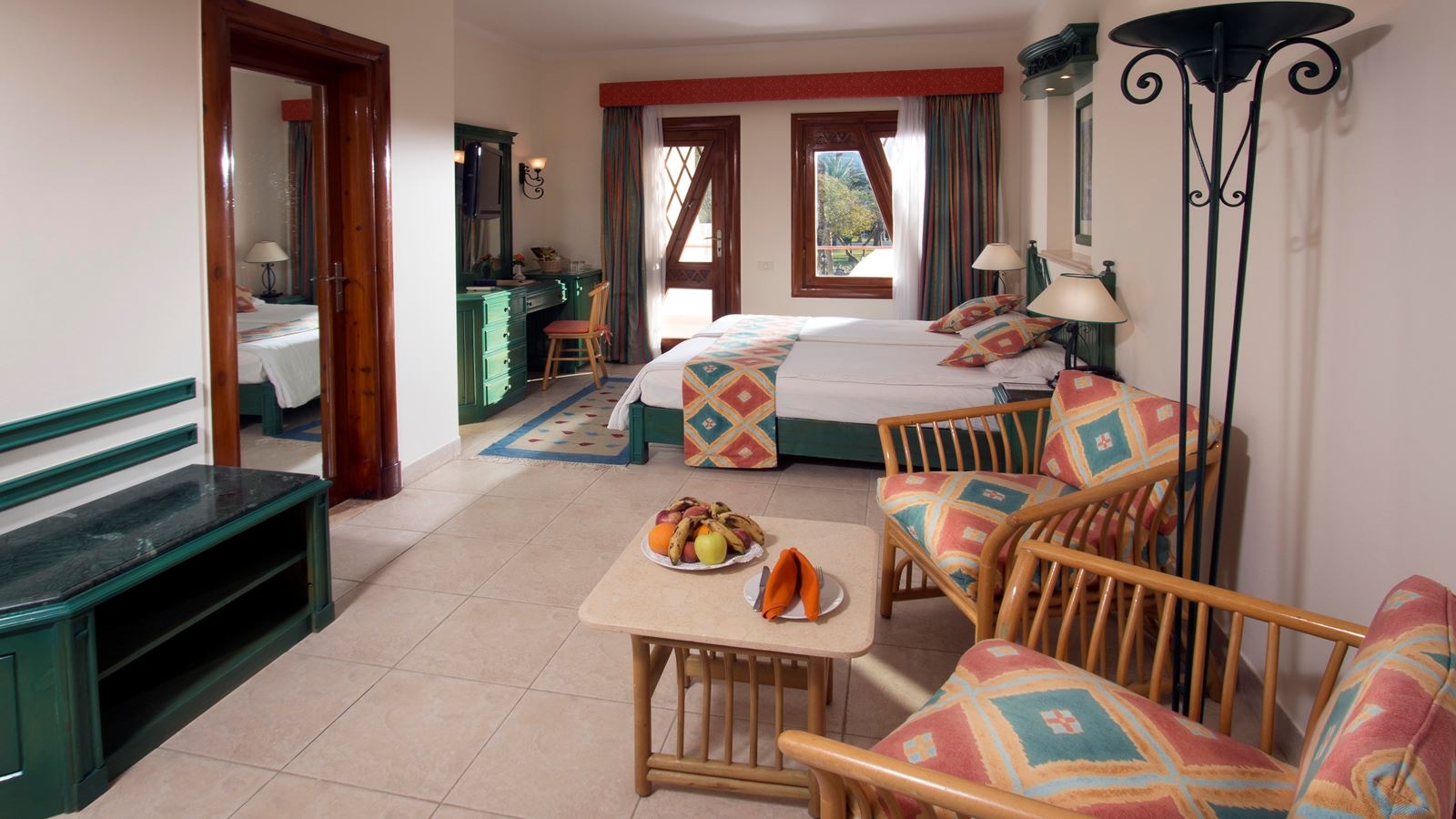 rooms-standard-garden-side