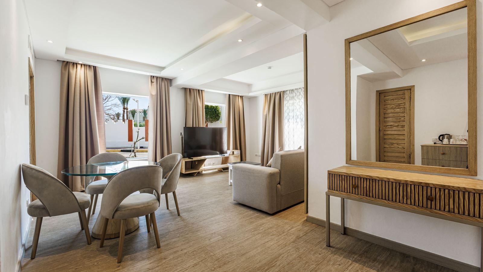 rooms-junior-suite-garden-view