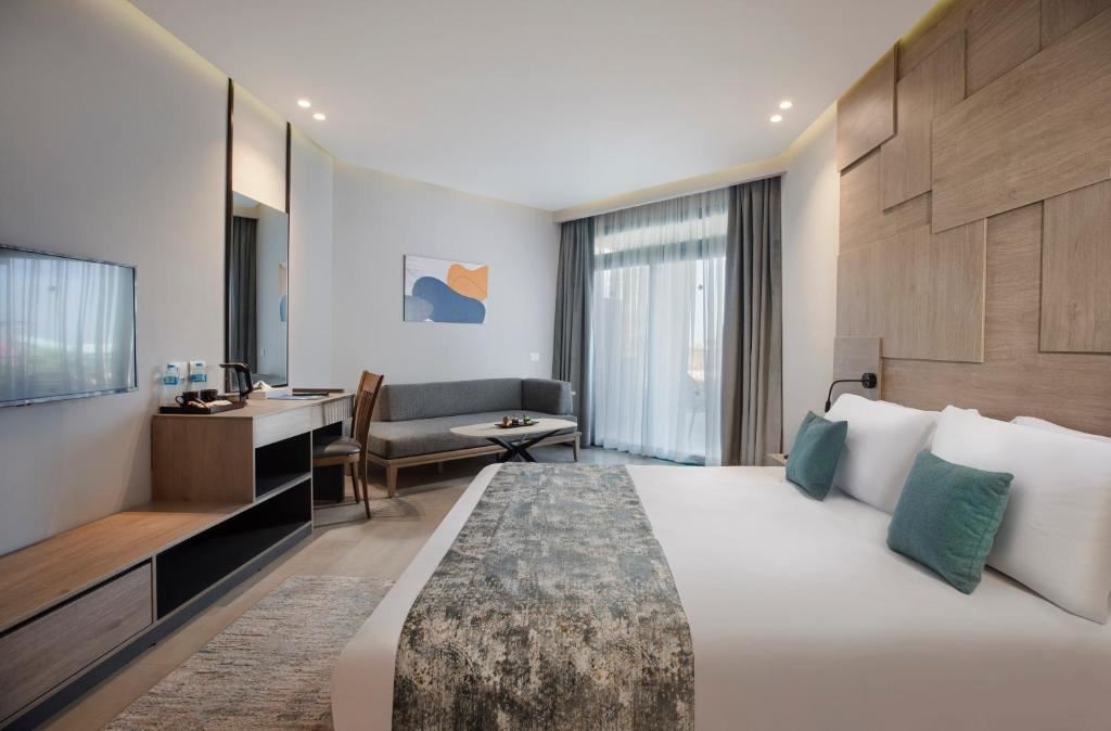 rooms-superior-room-garden--sea-view