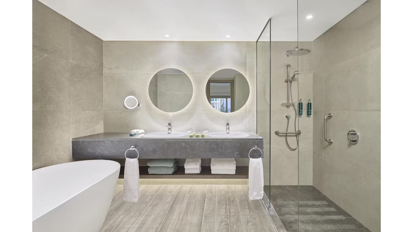 rooms-one-bed-room-suite