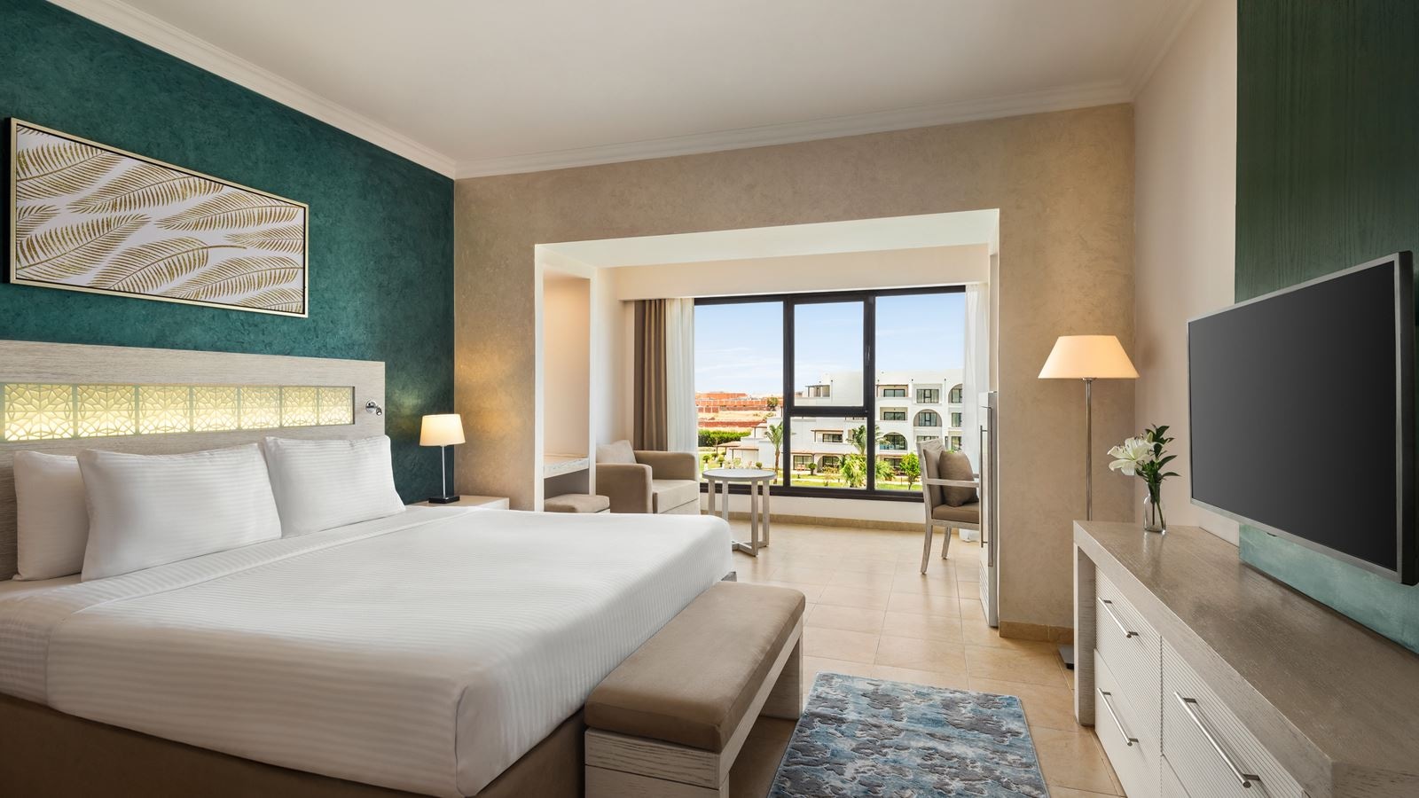 rooms-deluxe-room-mountain-or-garden-view