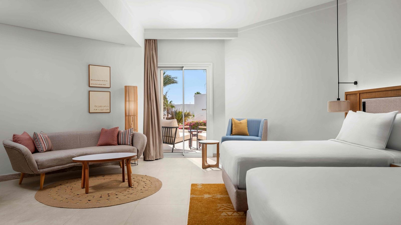 rooms-beachside-grand-premium-room-garden-or-pool-view