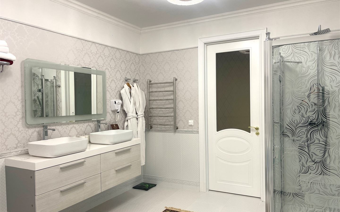 rooms-джуниорсюит-студия