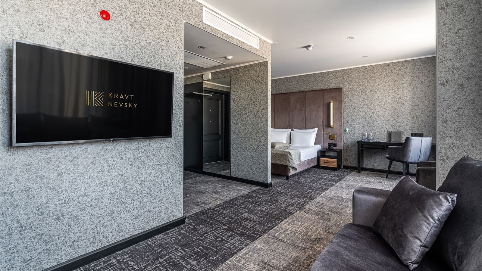 rooms-улучshенный-стандарт-с-одной-двуспальной-кроватью