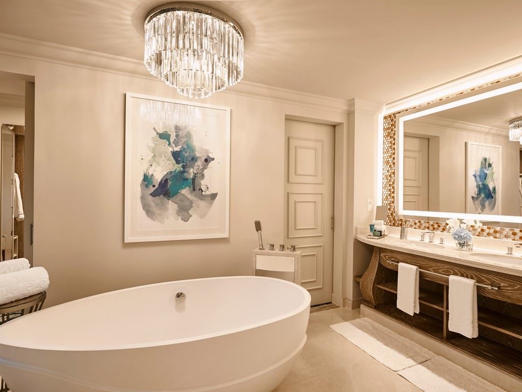 rooms-1-bedroom-skyline-suite