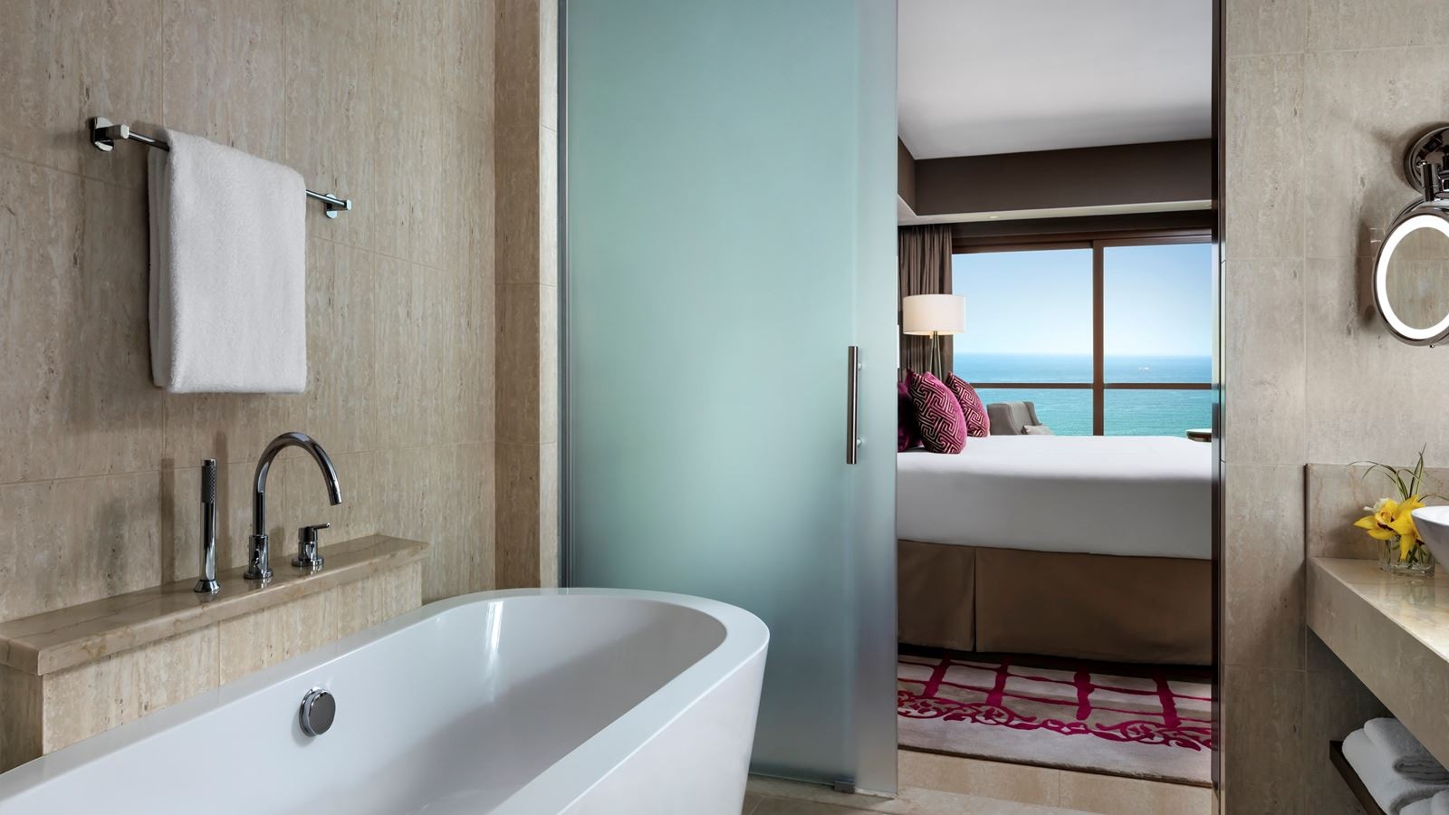 rooms-fairmont-view-room-double