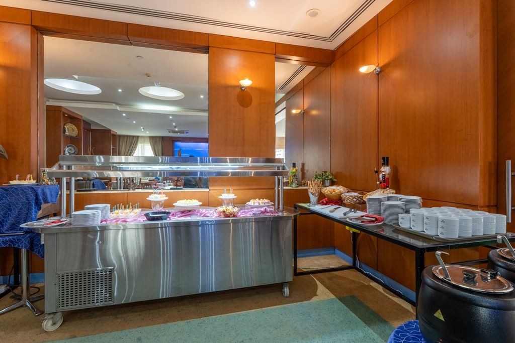 restaurants-restaurants