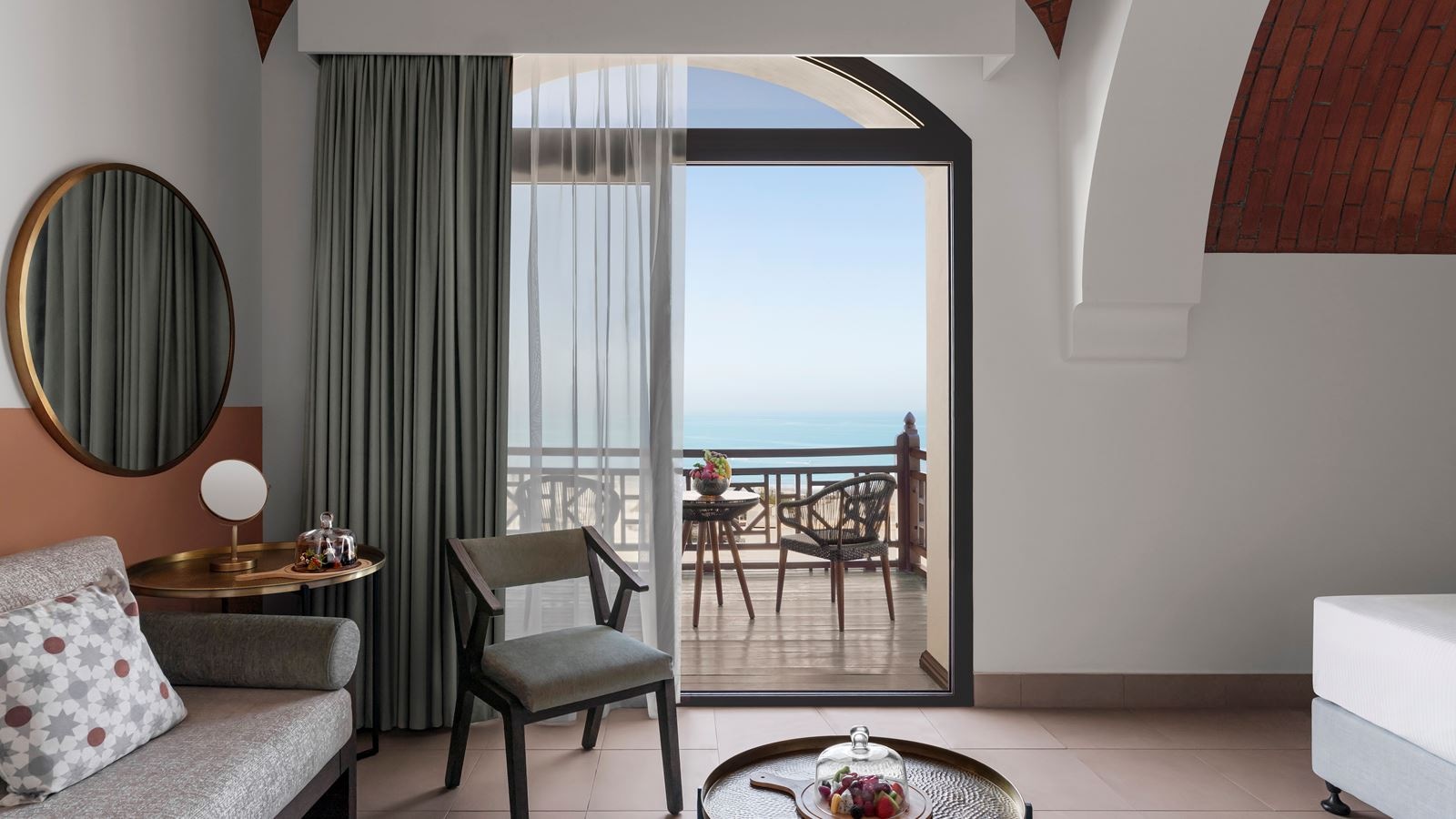 rooms-sea-view-room-king-or-twin