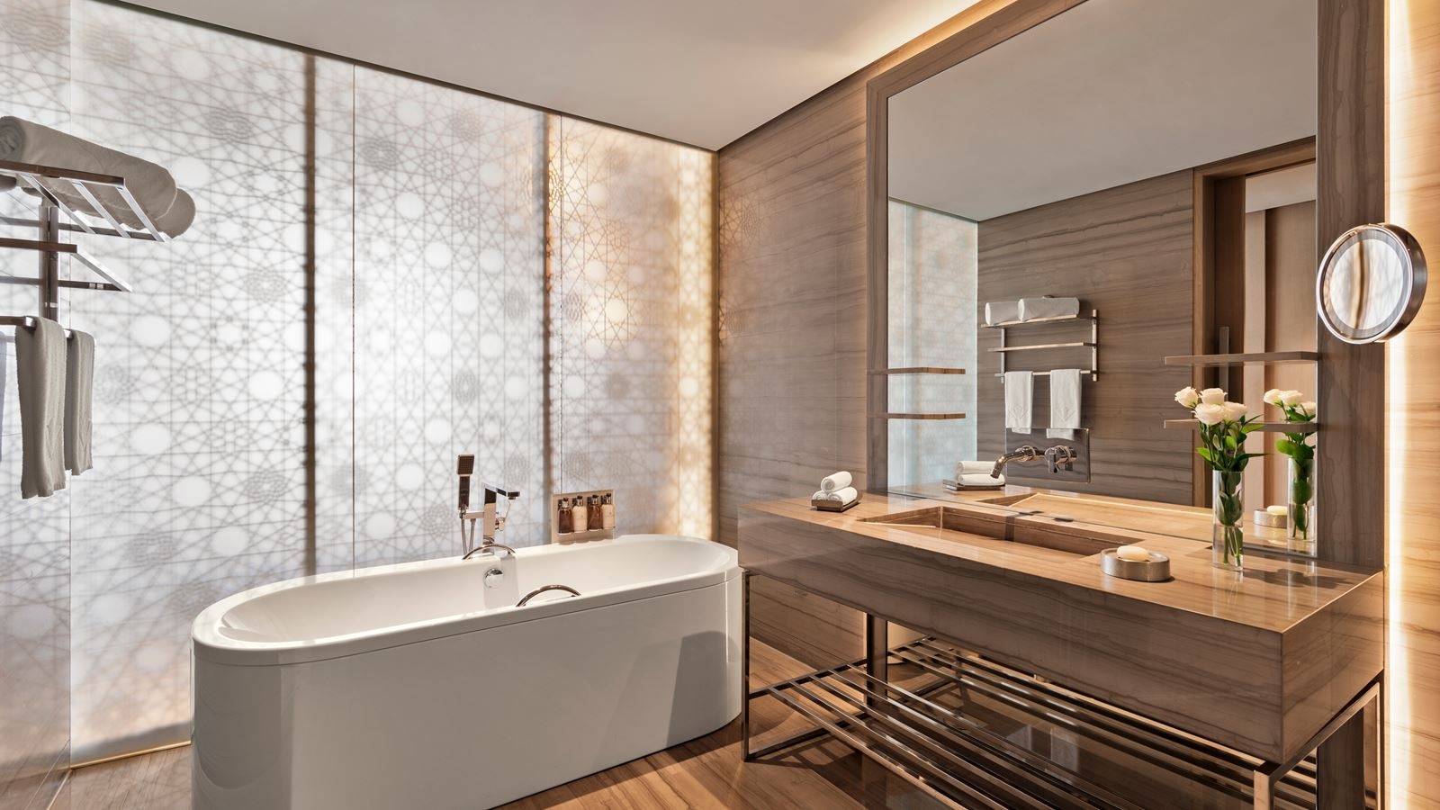 rooms-1-bedroom-deluxe-suite