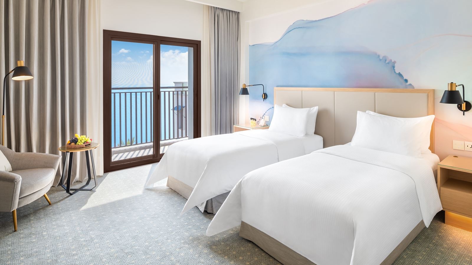 rooms-deluxe-room-sea-view