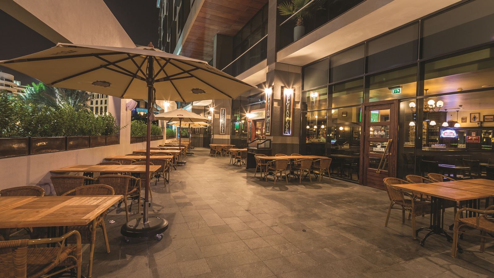 restaurants-belgian-cafe-restaurant