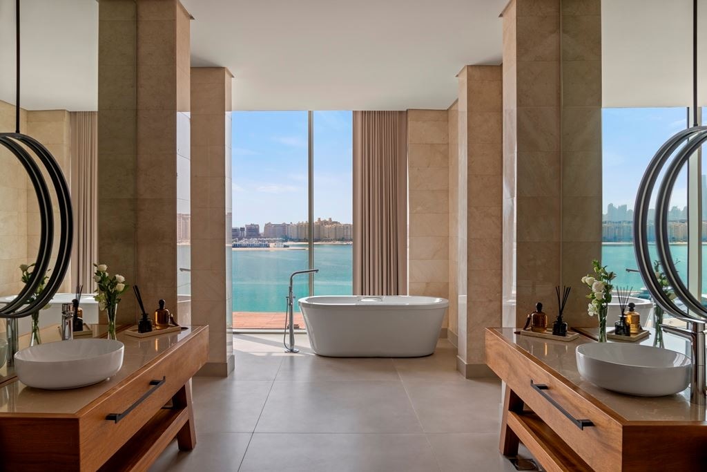 rooms-grand-king-suite