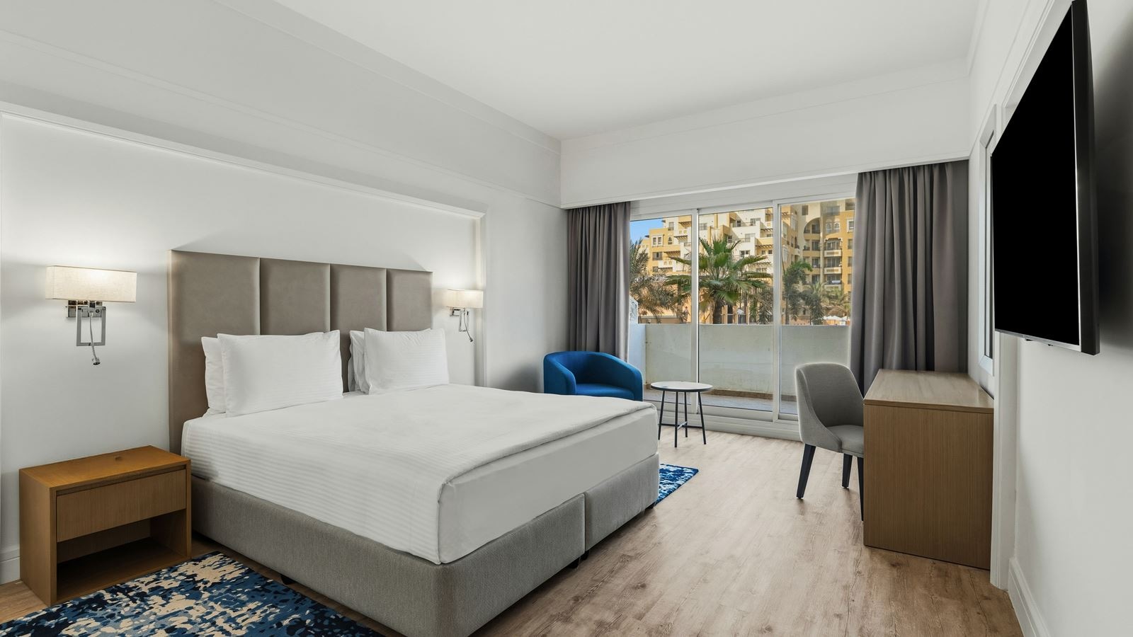 rooms-three-bedroom-senior-suite