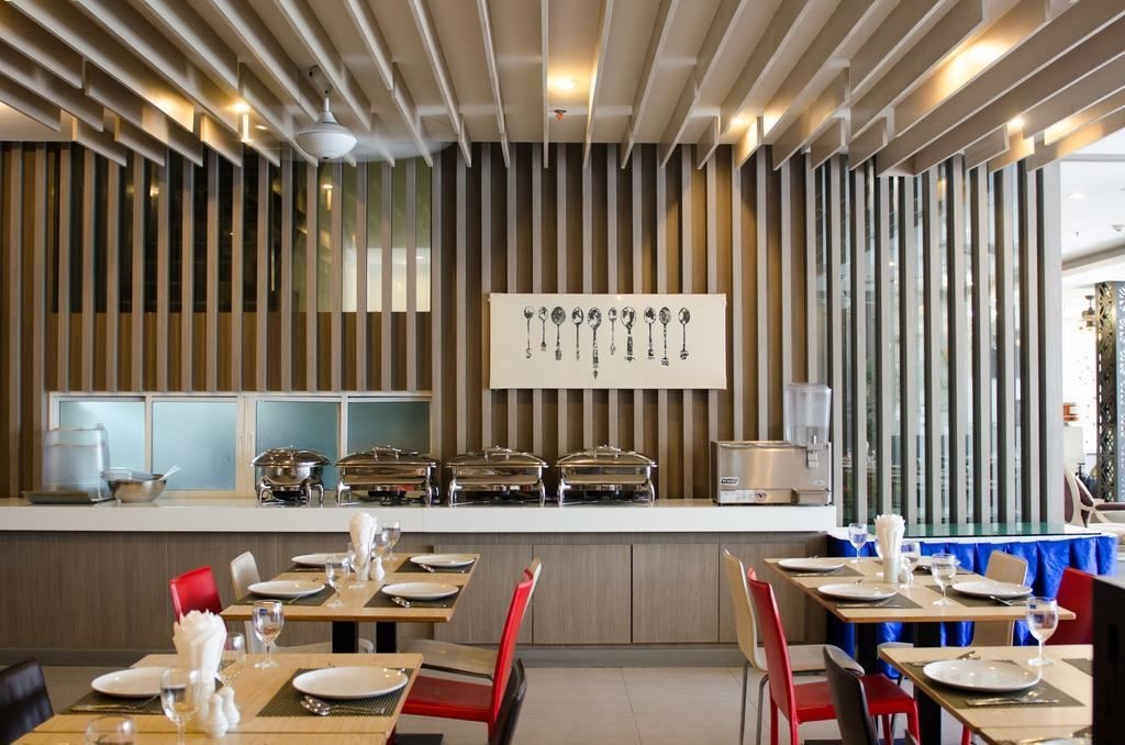 restaurants-restaurant