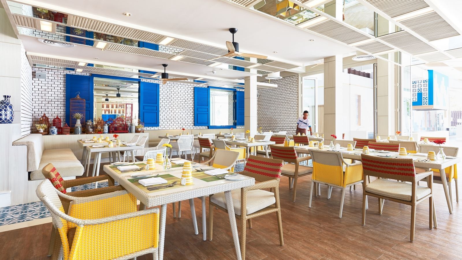 restaurants-amaya-food-gallery-at-amari-koh-samui