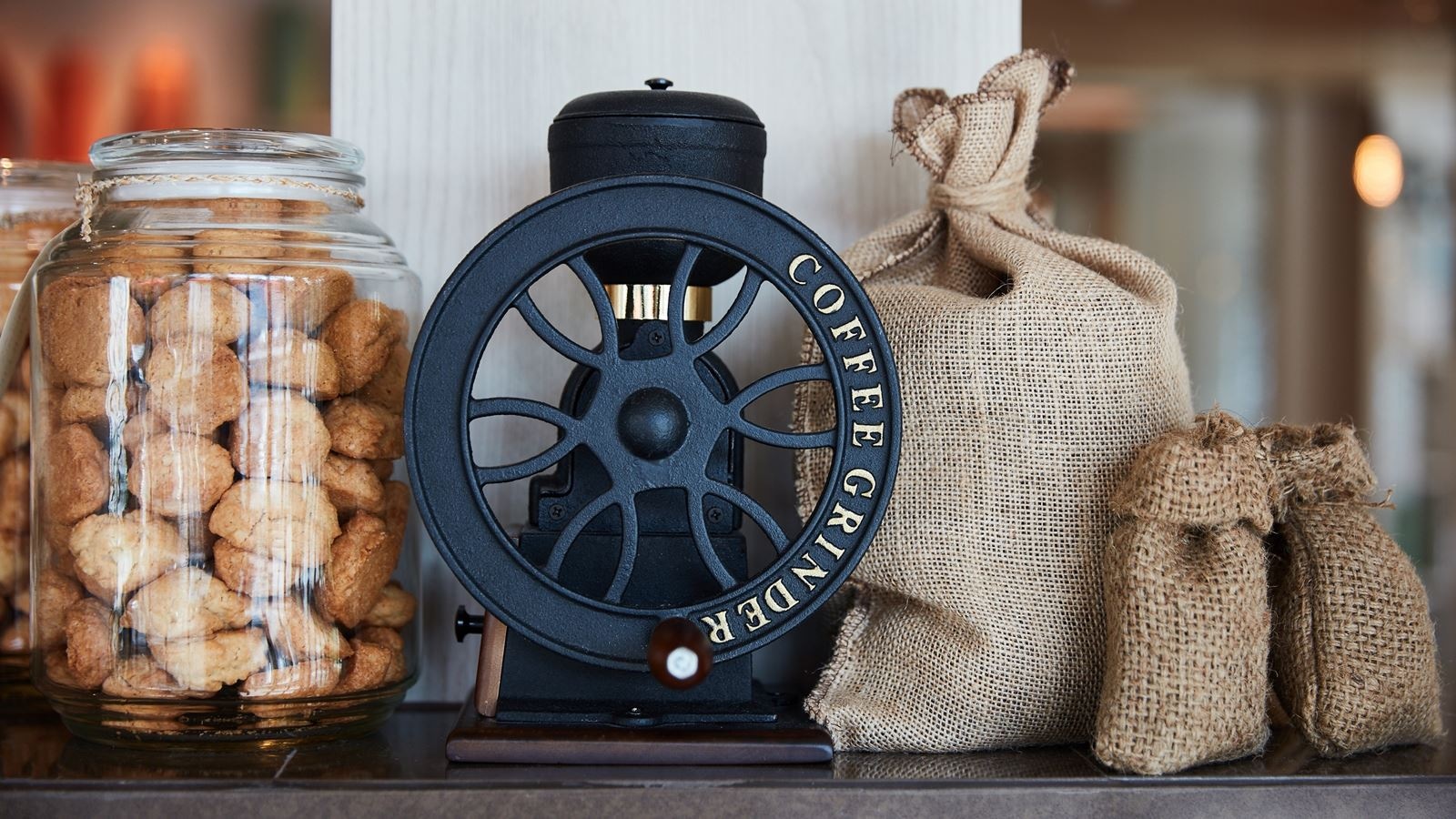 restaurants-amaya-cafe