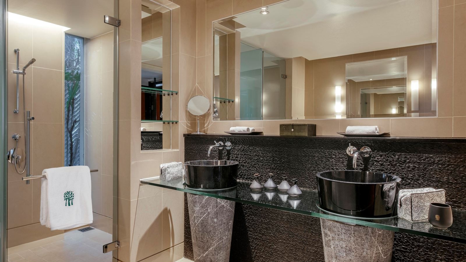 rooms-two-bedroom-doublepool-villa