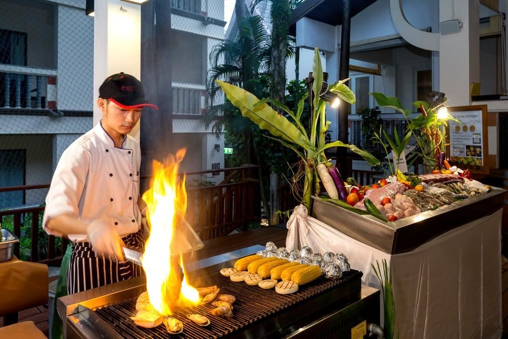 restaurants-seasons-restaurant