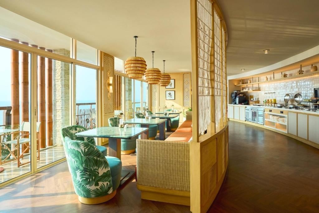 restaurants-restaurants