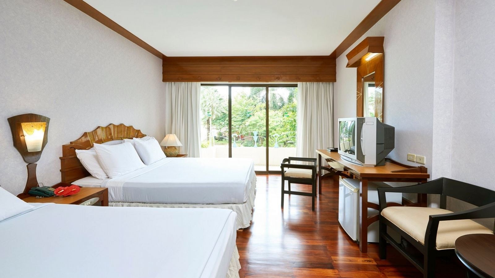 rooms-deluxe-sea-view