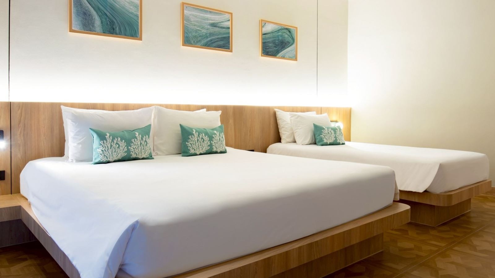 rooms-deluxe-ocean-view