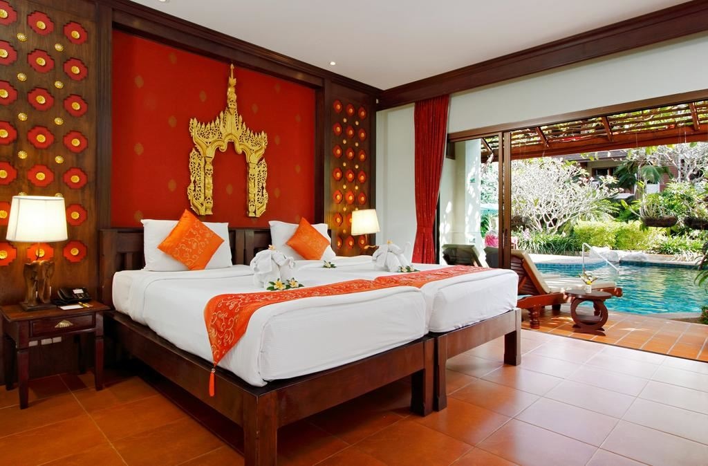 rooms-deluxe-pool-access