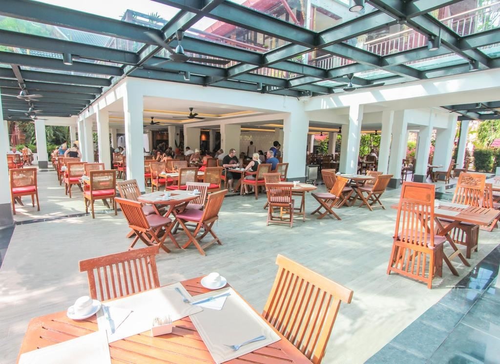 restaurants-restaurant