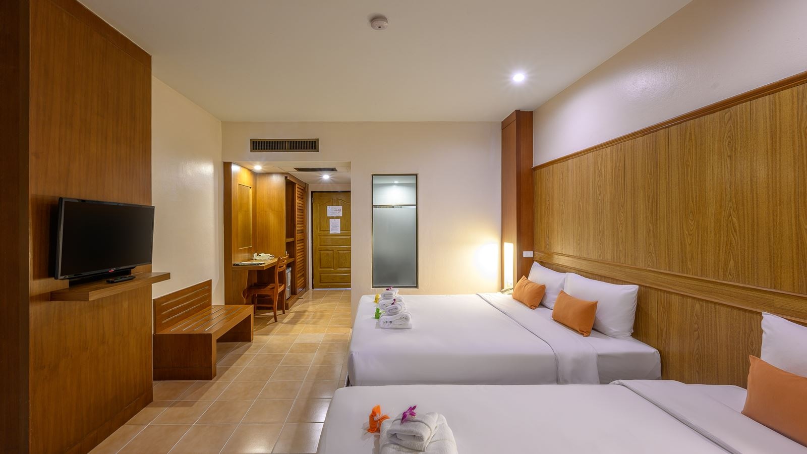 rooms-family-triple-room