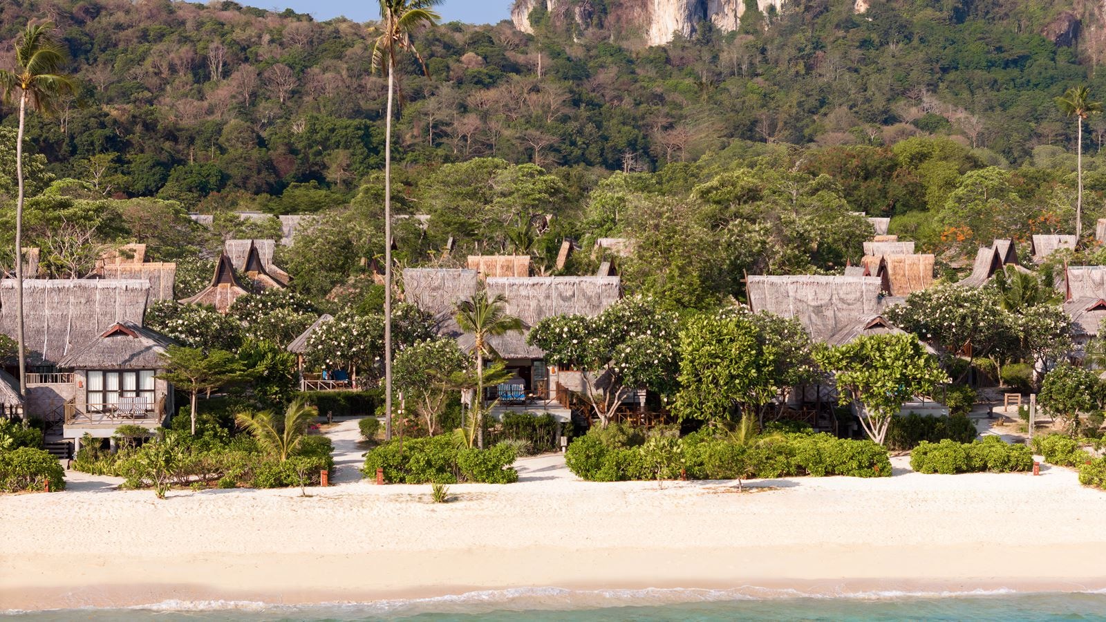 rooms-beachfront-junior-suite