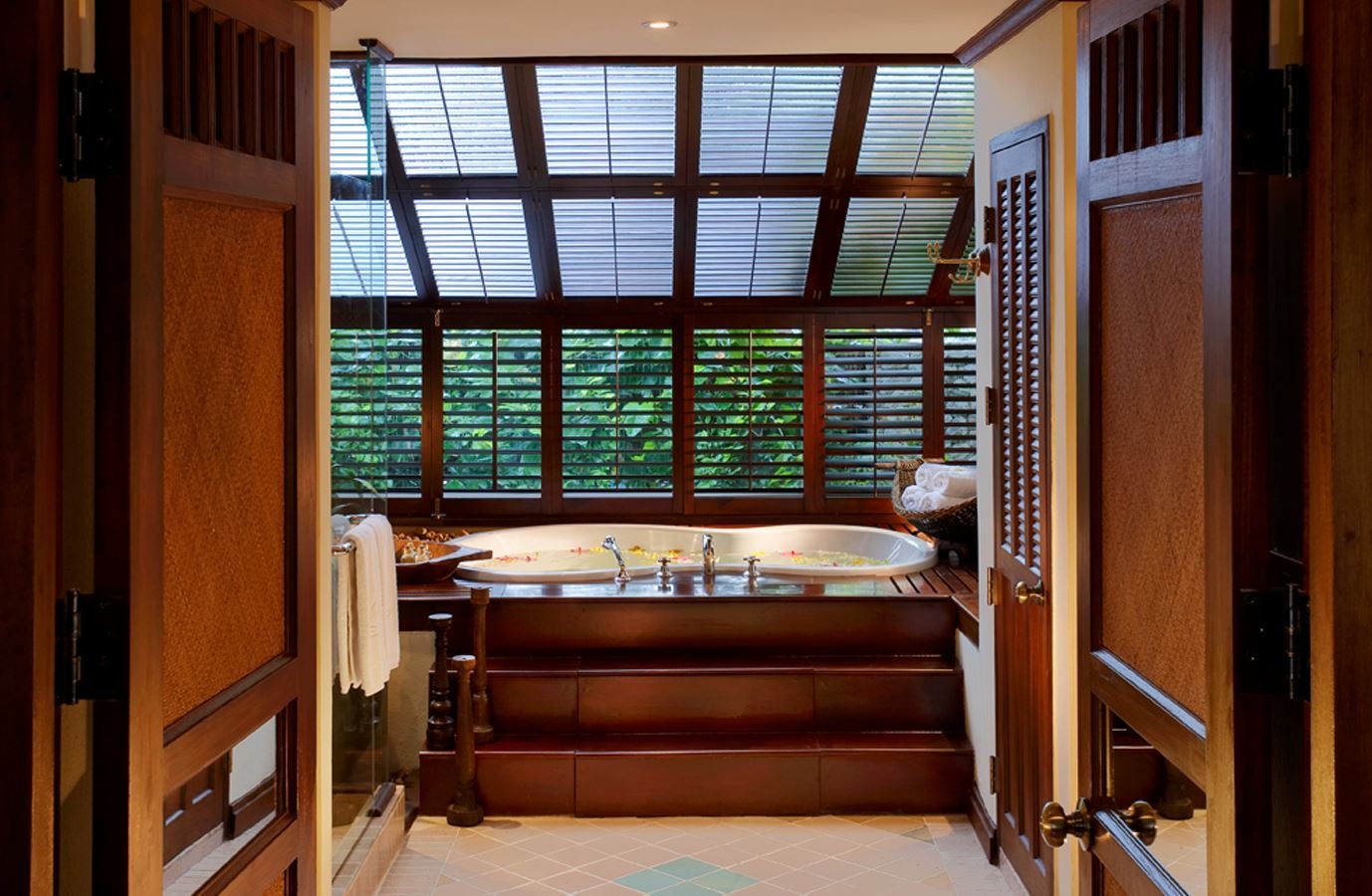 rooms-phranang-villa-404