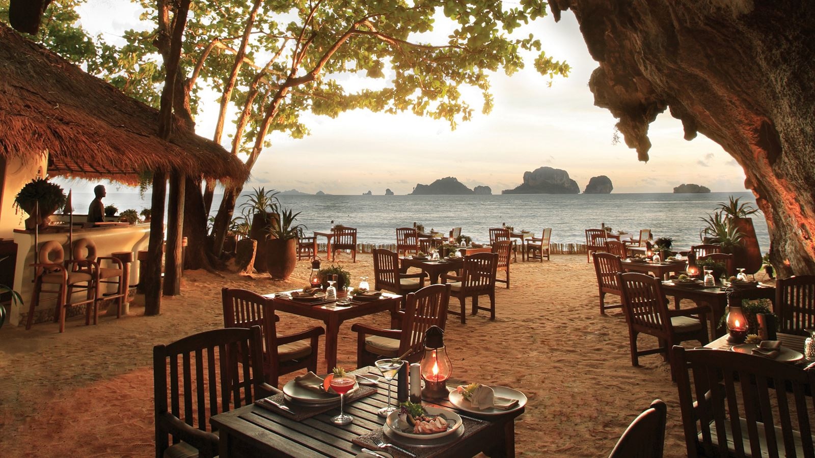 restaurants-the-grotto