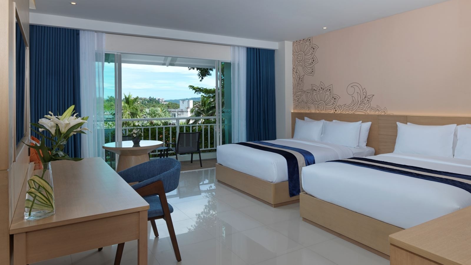 rooms-grand-deluxe-2nd-child-sharing-bed