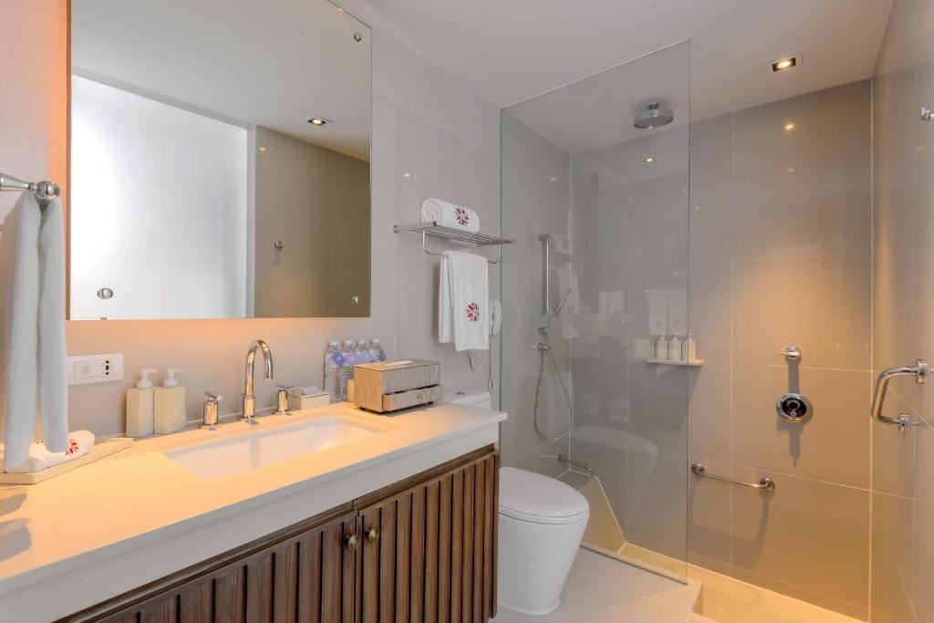 rooms-two-bedroom-island-suite