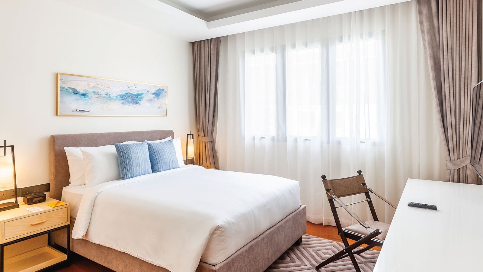 rooms-2bedroom-pool-suite-lagoon-view