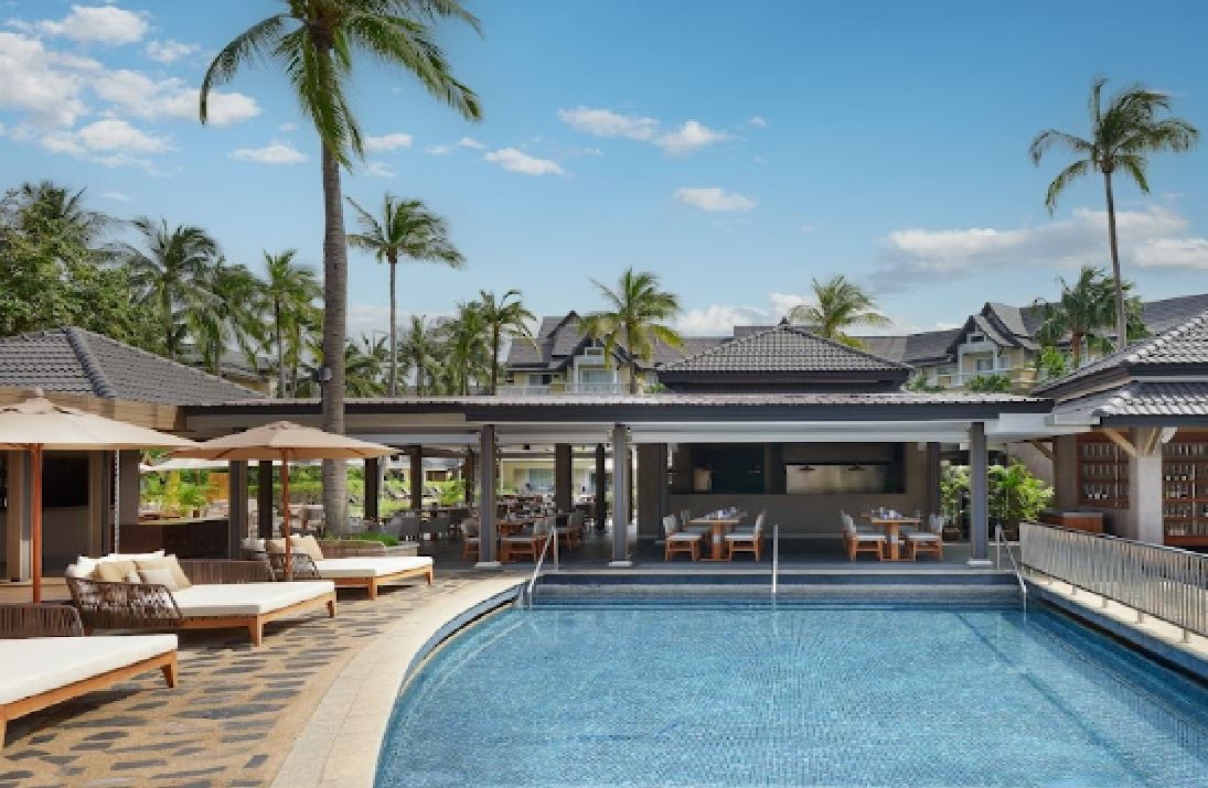restaurants-poolside-restaurant-and-bar