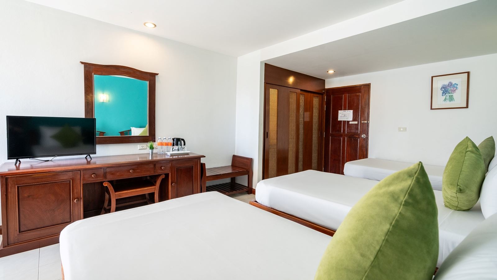 rooms-superior-triple-room