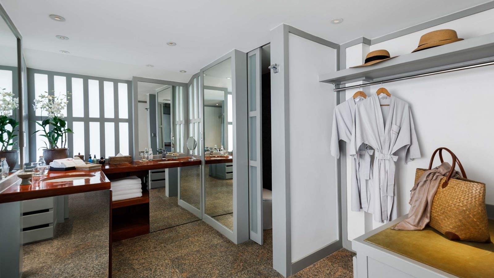 rooms-one-bedroom-deluxe-cottage