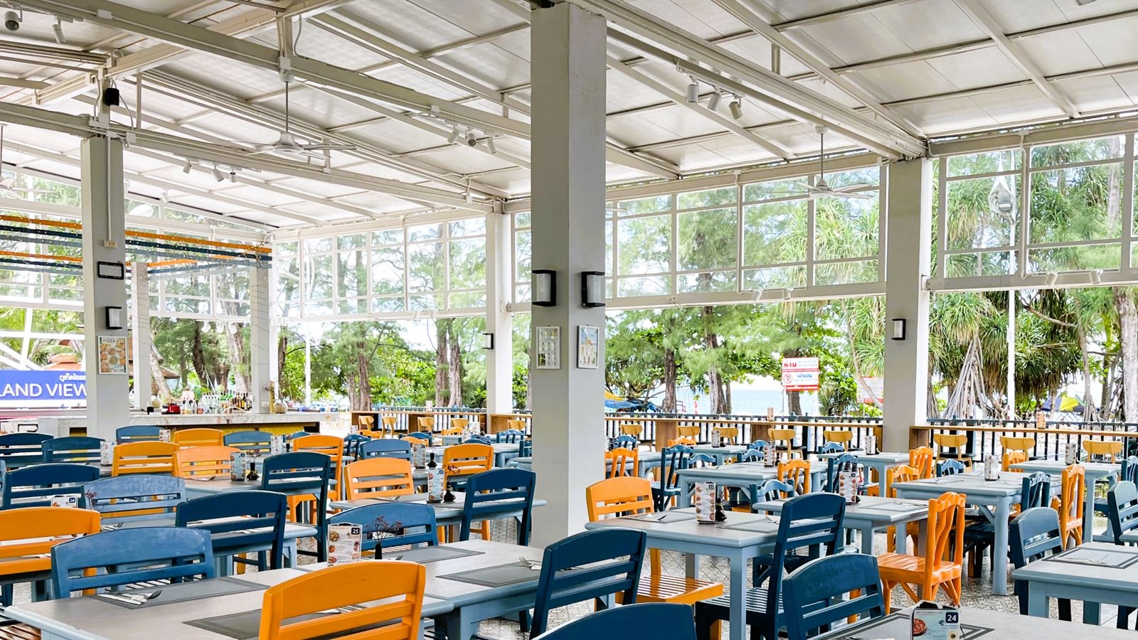 restaurants-capri-restaurant-and-bar