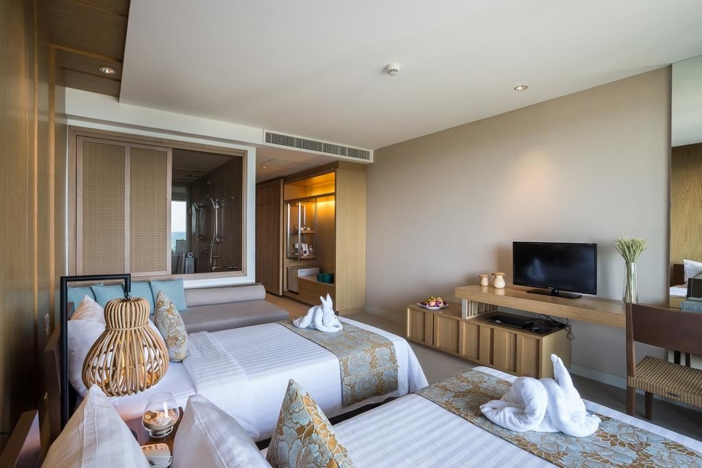 rooms-jacuzzi-deluxe--hillside