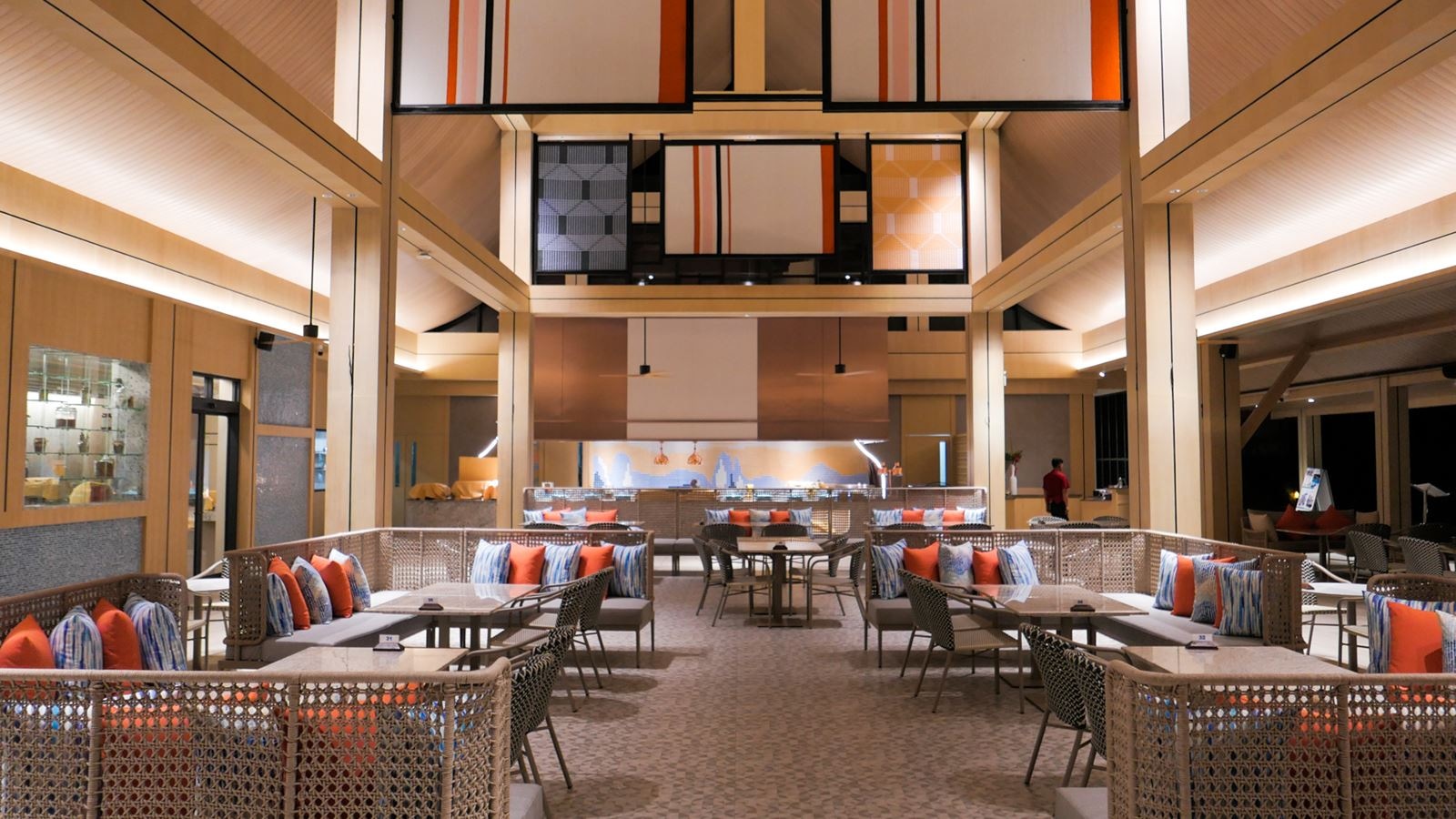 restaurants-the-beach-restaurant